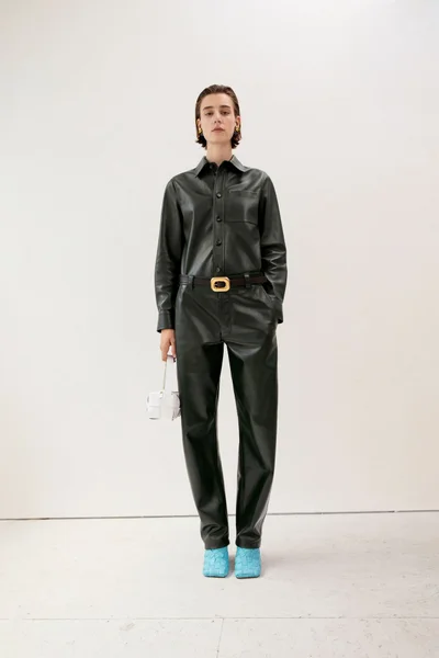 Look 19
